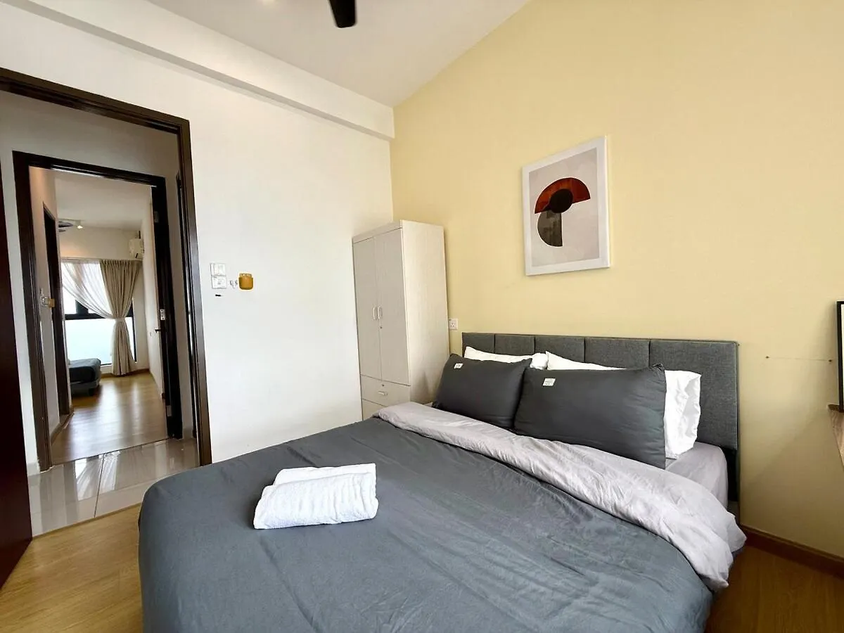 Amberside Jb City View 3Br3B 10Pax Top Floor At Jb Central Johor Bahru