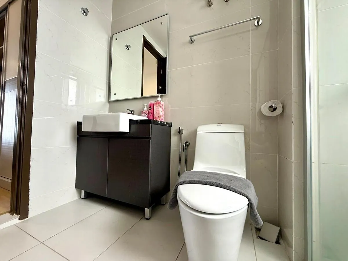 Amberside Jb City View 3Br3B 10Pax Top Floor At Jb Central Johor Bahru Lägenhet